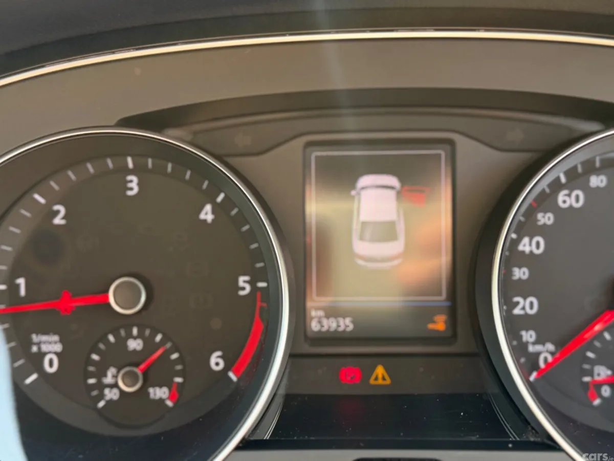 Volkswagen Passat Saloon, Diesel, 2019, White