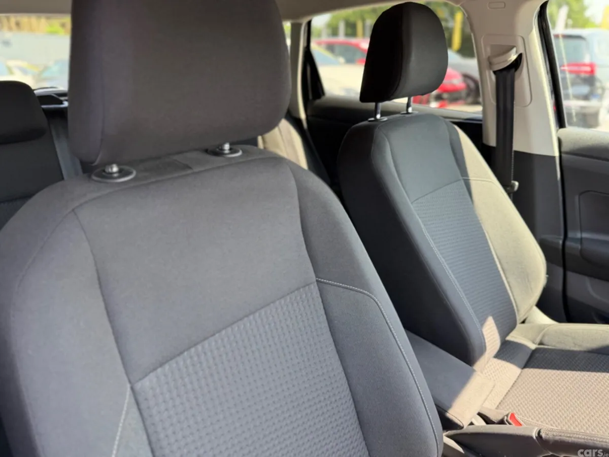 Volkswagen Polo Hatchback, Petrol, 2021, Black