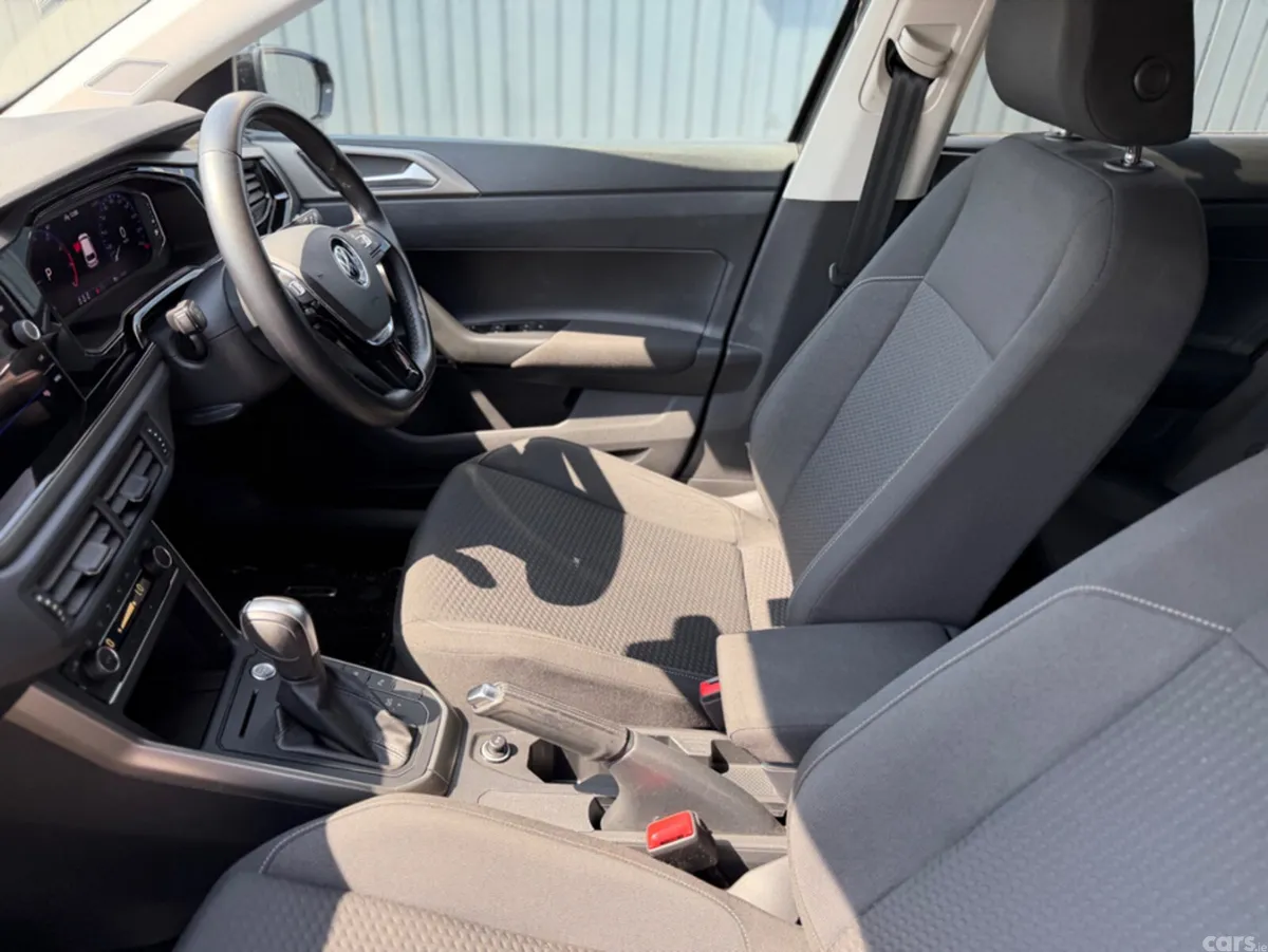 Volkswagen Polo Hatchback, Petrol, 2021, Black