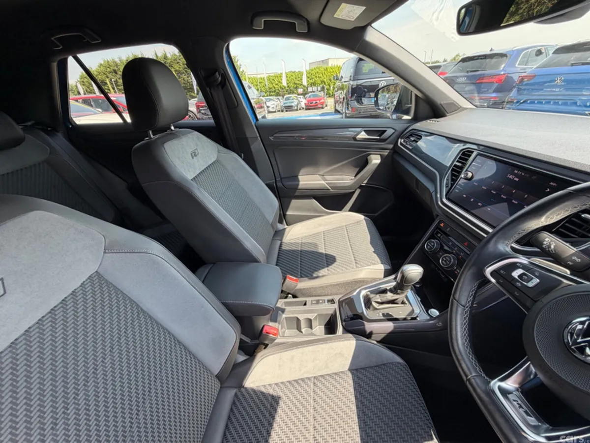 Volkswagen T-Roc SUV, Diesel, 2021, Blue