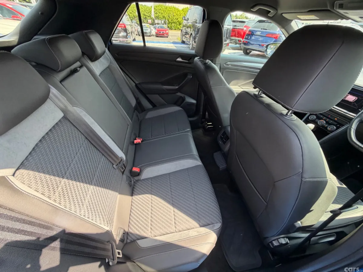 Volkswagen T-Roc SUV, Diesel, 2021, Blue