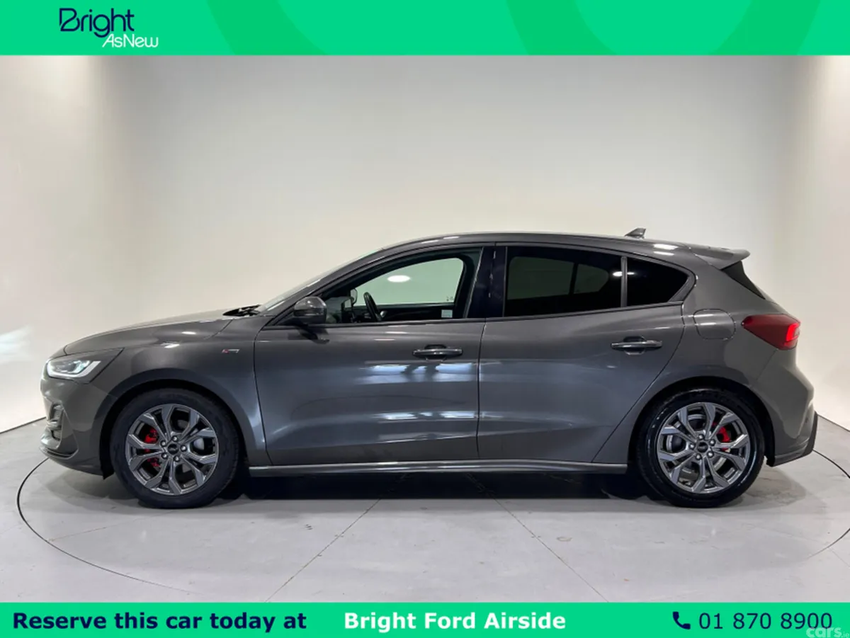 Ford Focus Hatchback, Petrol Hybrid, 2025, Grey