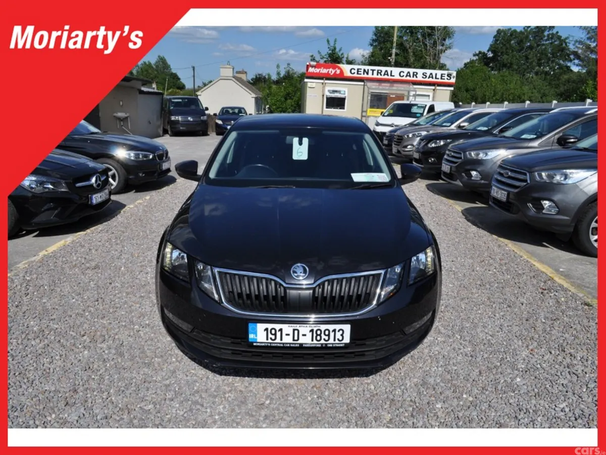 Skoda Octavia Hatchback, Diesel, 2019, Black