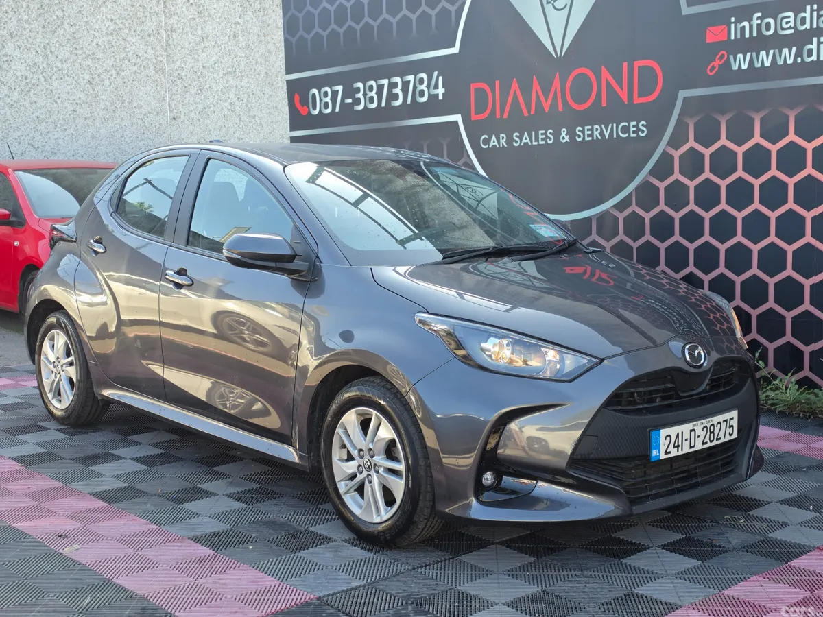 Toyota Yaris Hatchback, Petrol Hybrid, 2024, Grey