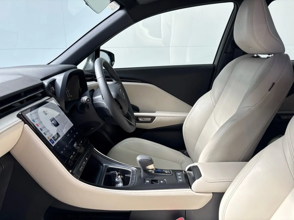 Lexus LBX SUV, Petrol Hybrid, 2026, Blue