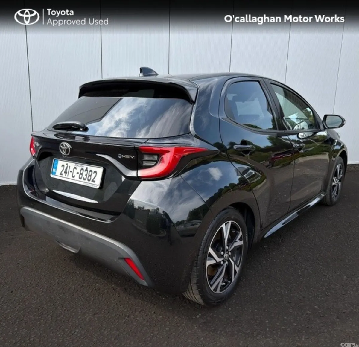 Toyota Yaris Hatchback, Petrol Hybrid, 2024, Black