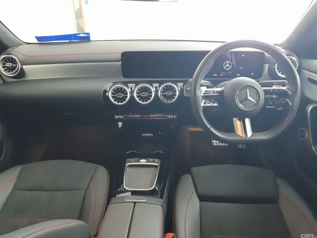 Mercedes-Benz CLA Estate, Petrol Plug-in Hybrid, 2025, Black