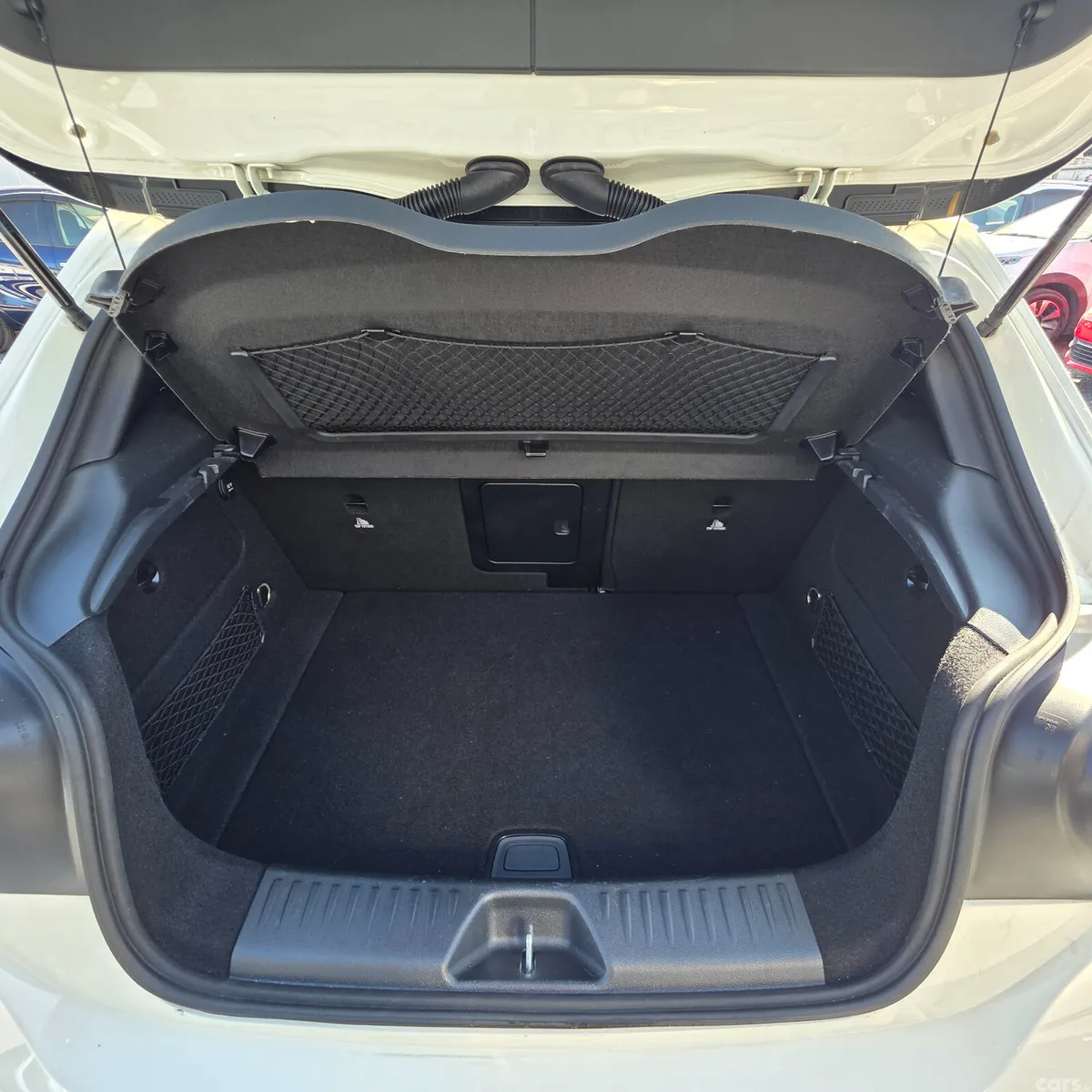 Mercedes-Benz A-Class Hatchback, Petrol, 2018, White