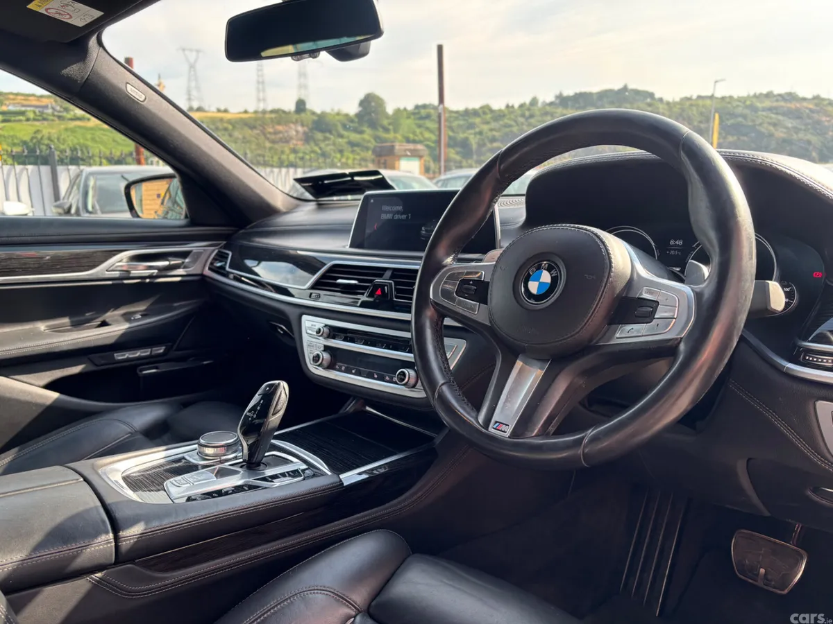 BMW 7-Series Saloon, Petrol Plug-in Hybrid, 2017, Black