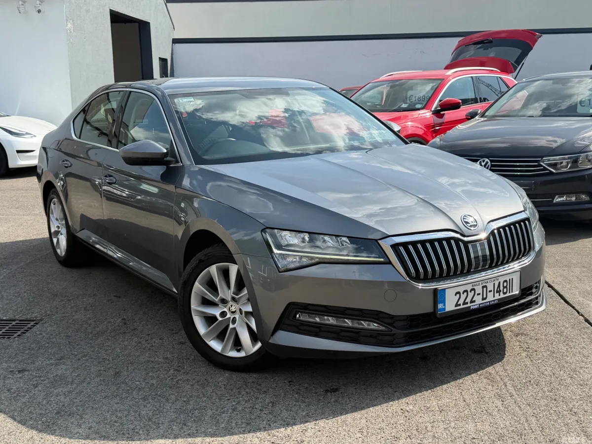 Skoda Superb Saloon, Diesel, 2022, Grey