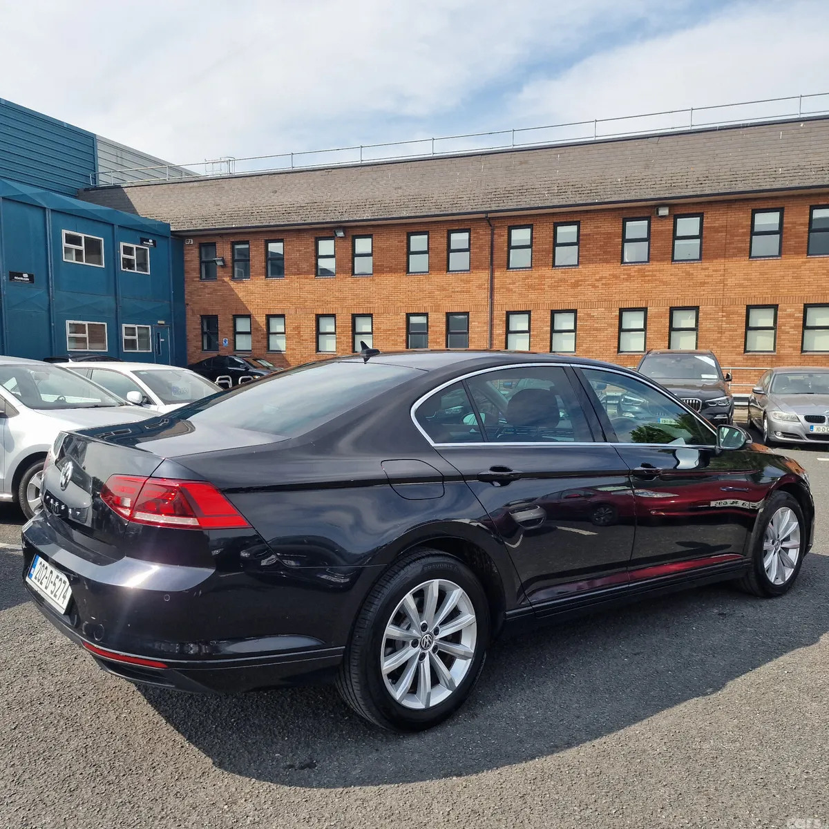 Volkswagen Passat Saloon, Diesel, 2020, Black