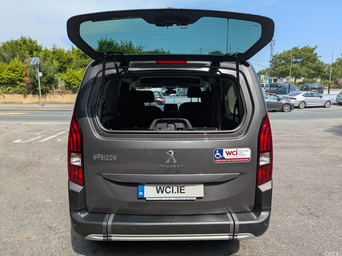 Peugeot Rifter MPV, Diesel, 2023, Grey