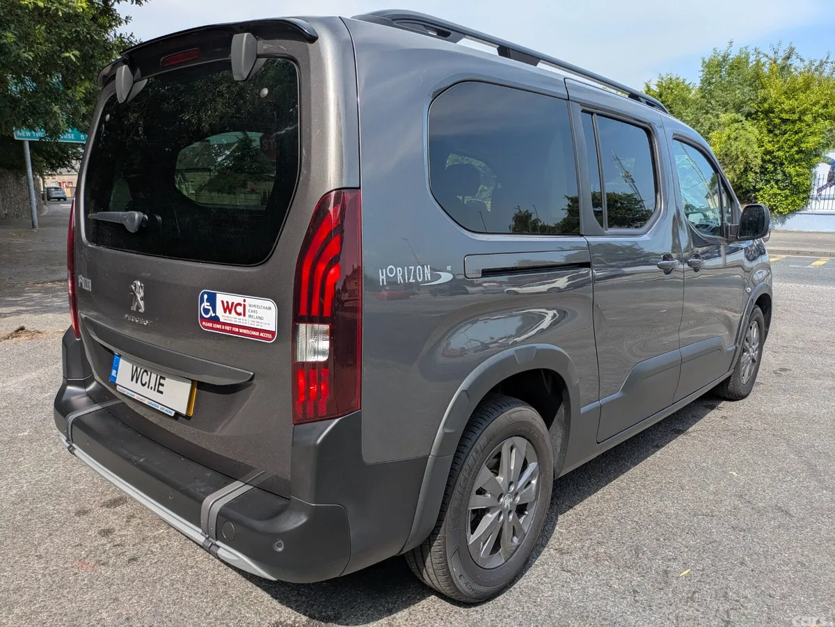 Peugeot Rifter MPV, Diesel, 2023, Grey