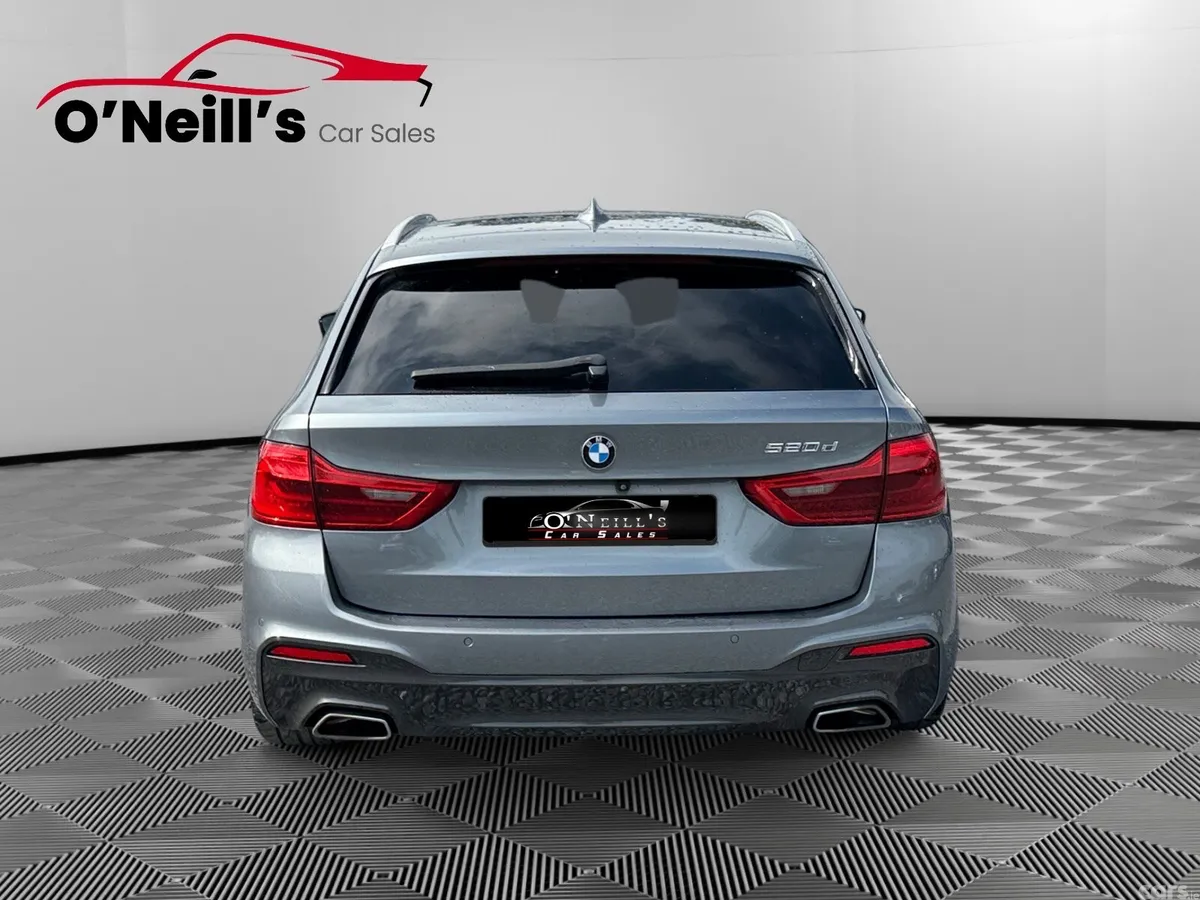 BMW 5-Series Estate, Diesel, 2018, Blue