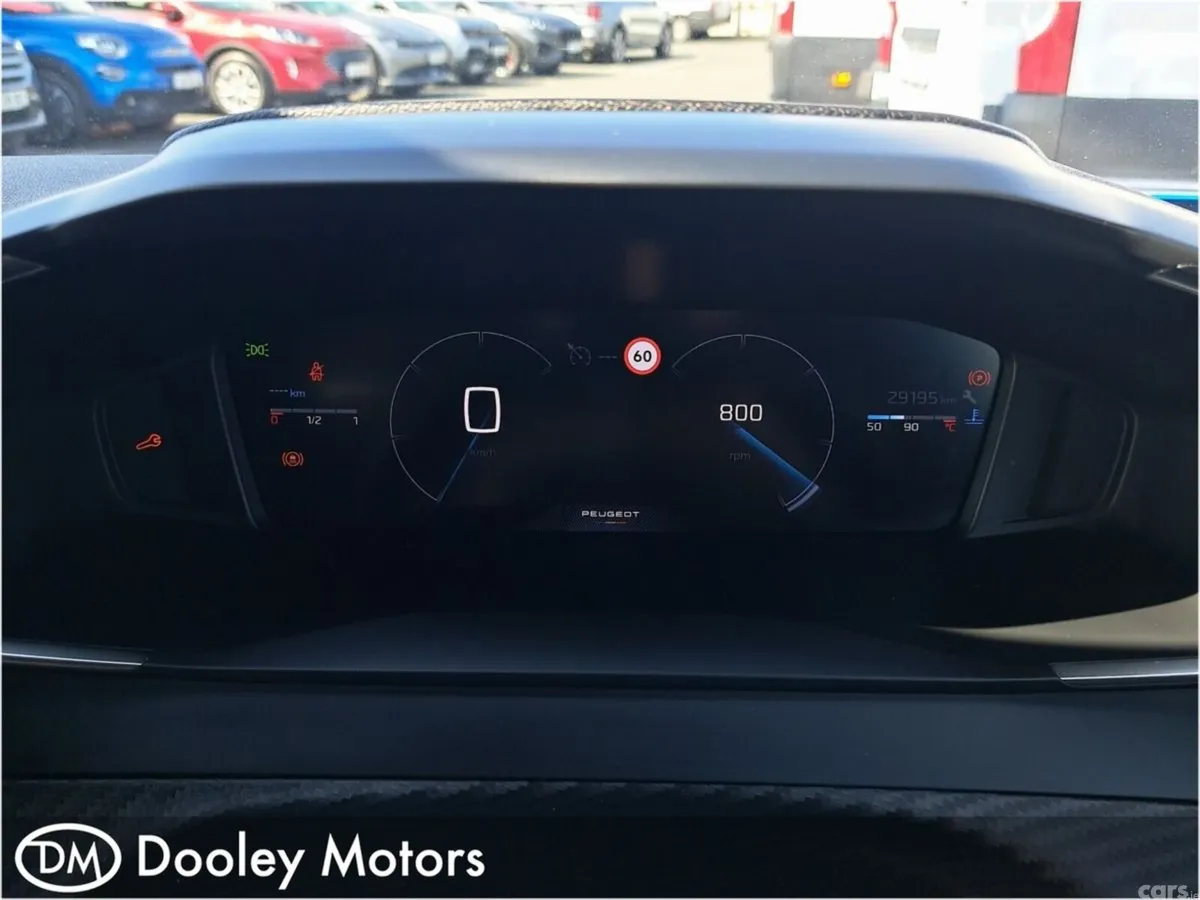 Peugeot 2008 MPV, Petrol, 2024, Blue
