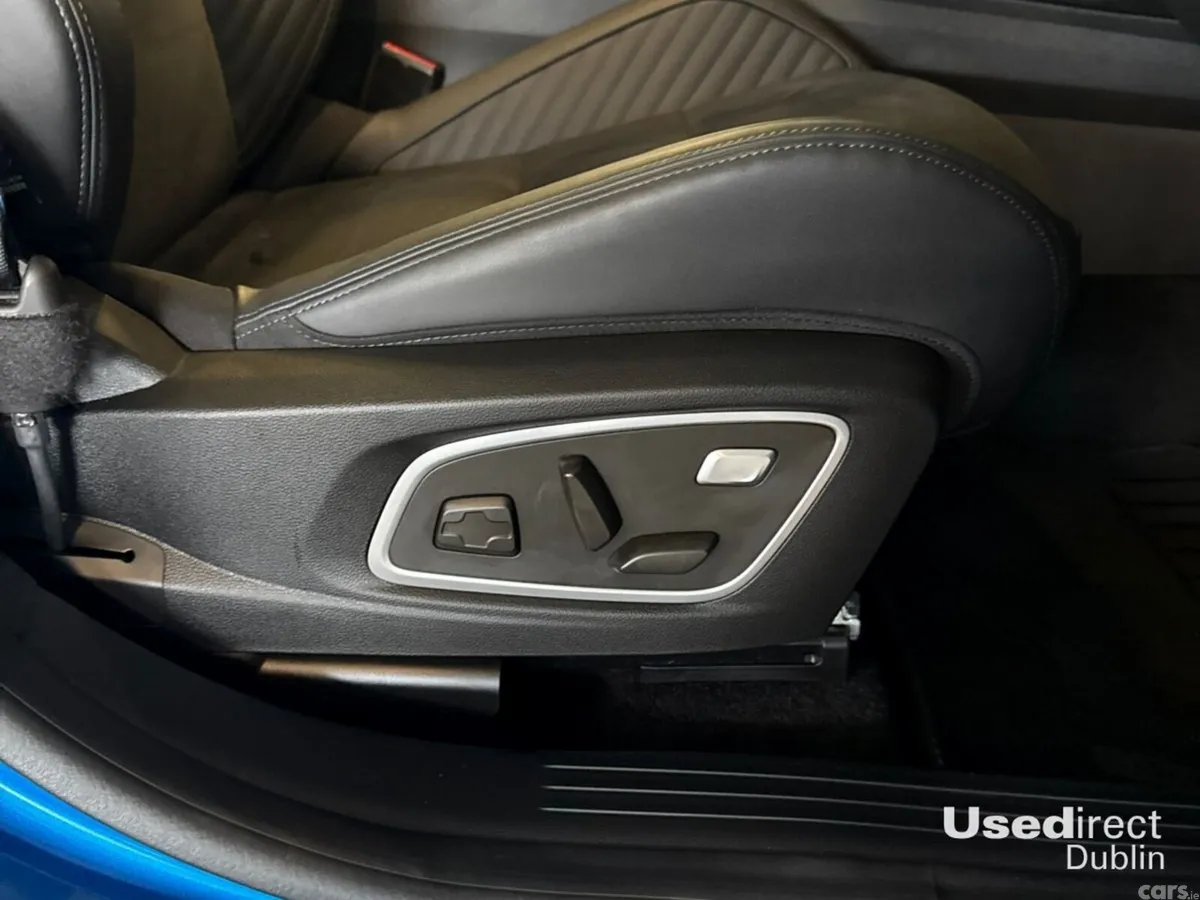 Renault Rafale Hatchback, Petrol Hybrid, 2024, Blue