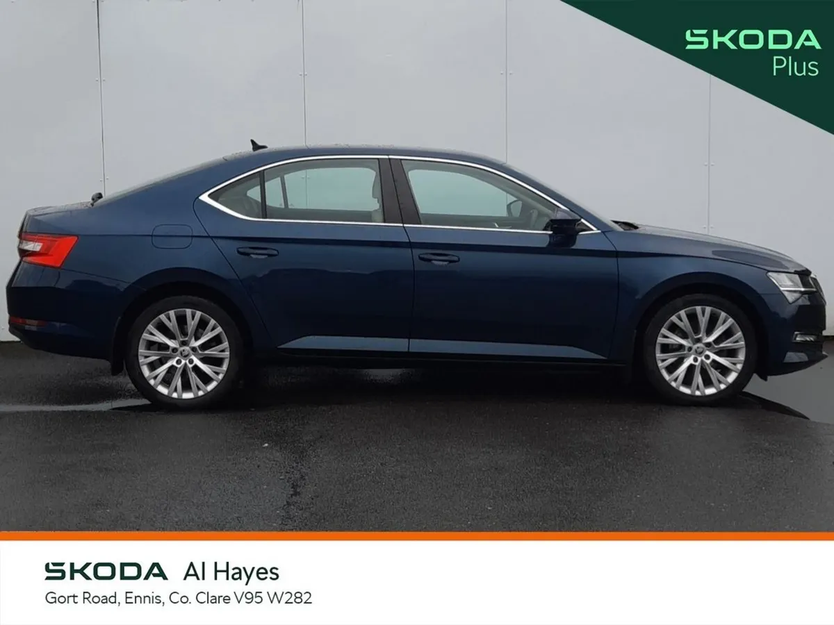 Skoda Superb Saloon, Diesel, 2024, Blue