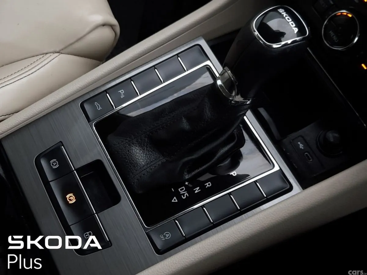 Skoda Superb Saloon, Diesel, 2024, Blue