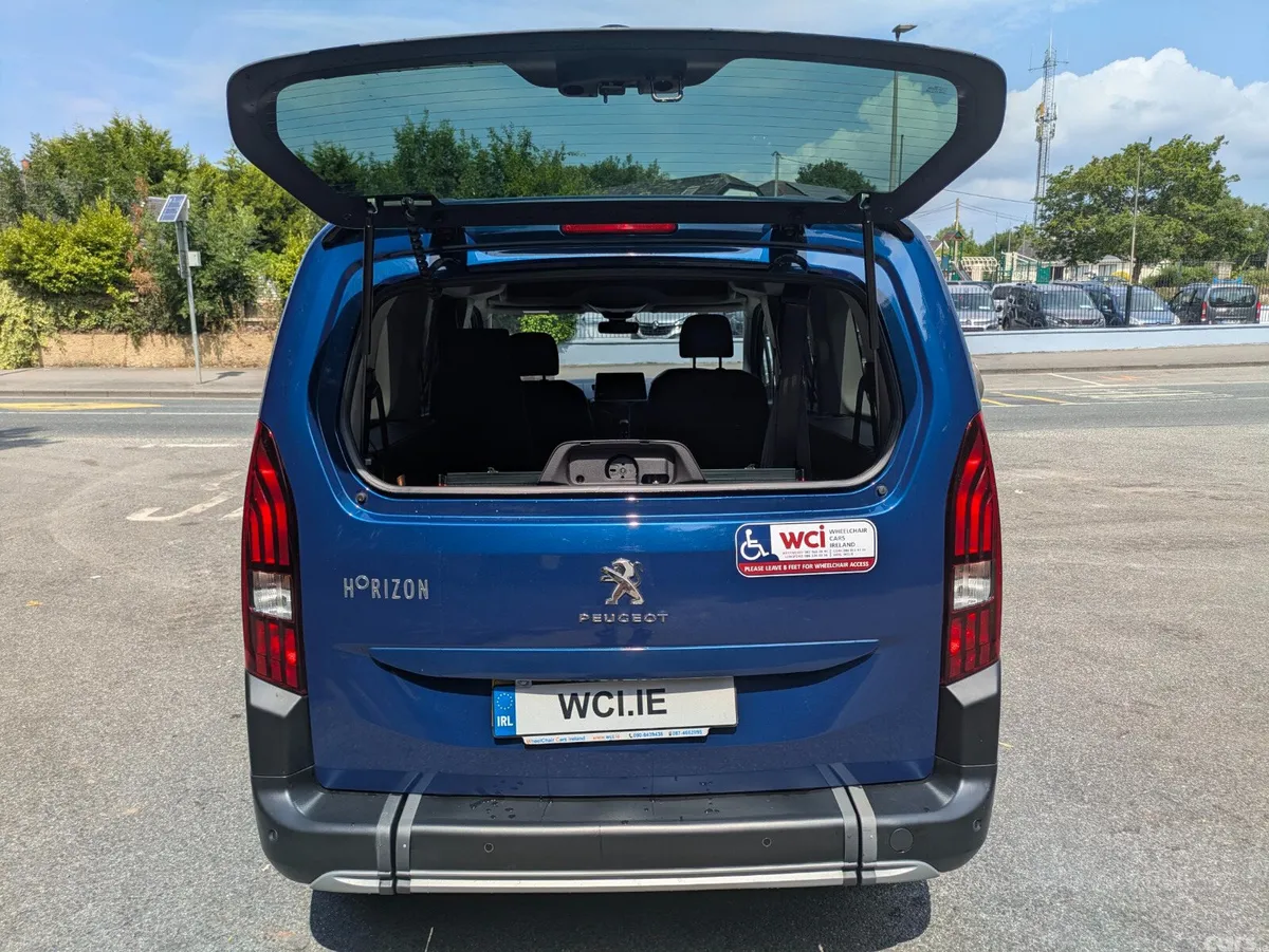 Peugeot Rifter MPV, Diesel, 2024, Blue