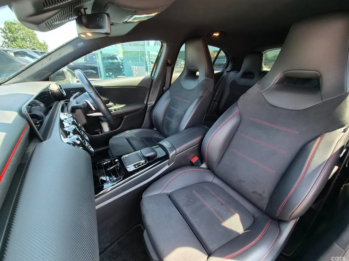 Mercedes-Benz A-Class Hatchback, Diesel, 2019, Black