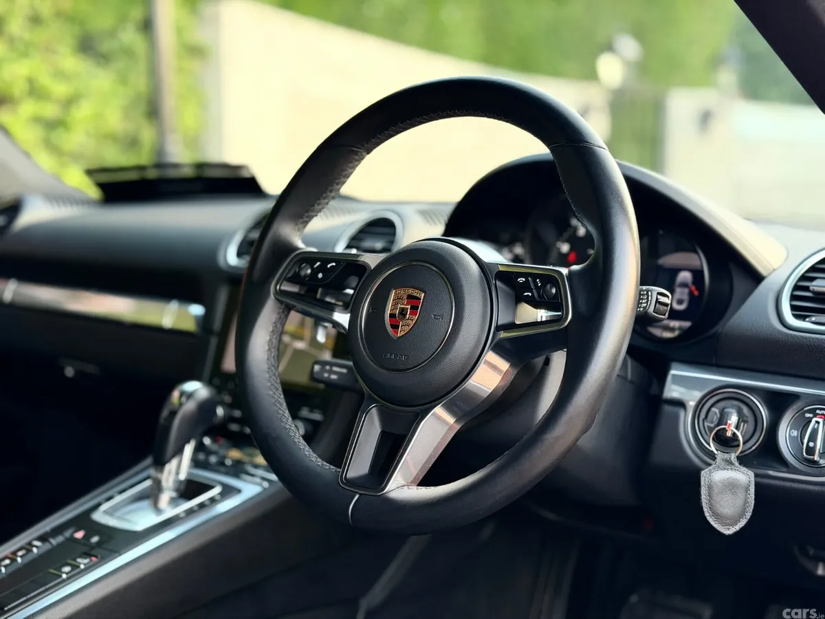 Porsche 718 Coupe, Petrol, 2023, Red
