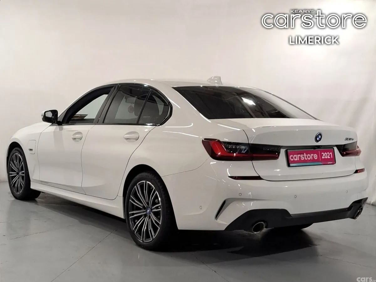 BMW 3-Series Saloon, Petrol Plug-in Hybrid, 2021, White