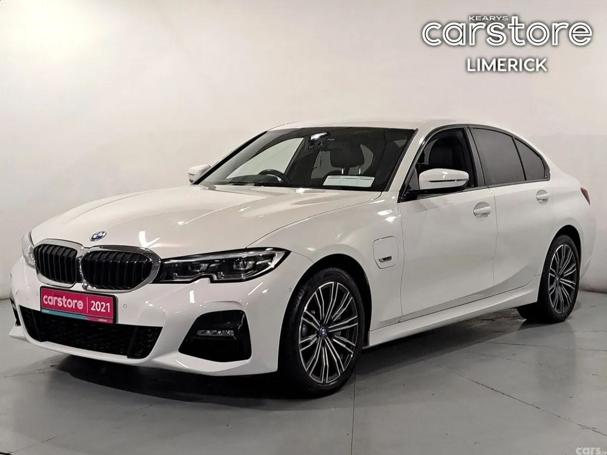 BMW 3-Series Saloon, Petrol Plug-in Hybrid, 2021, White
