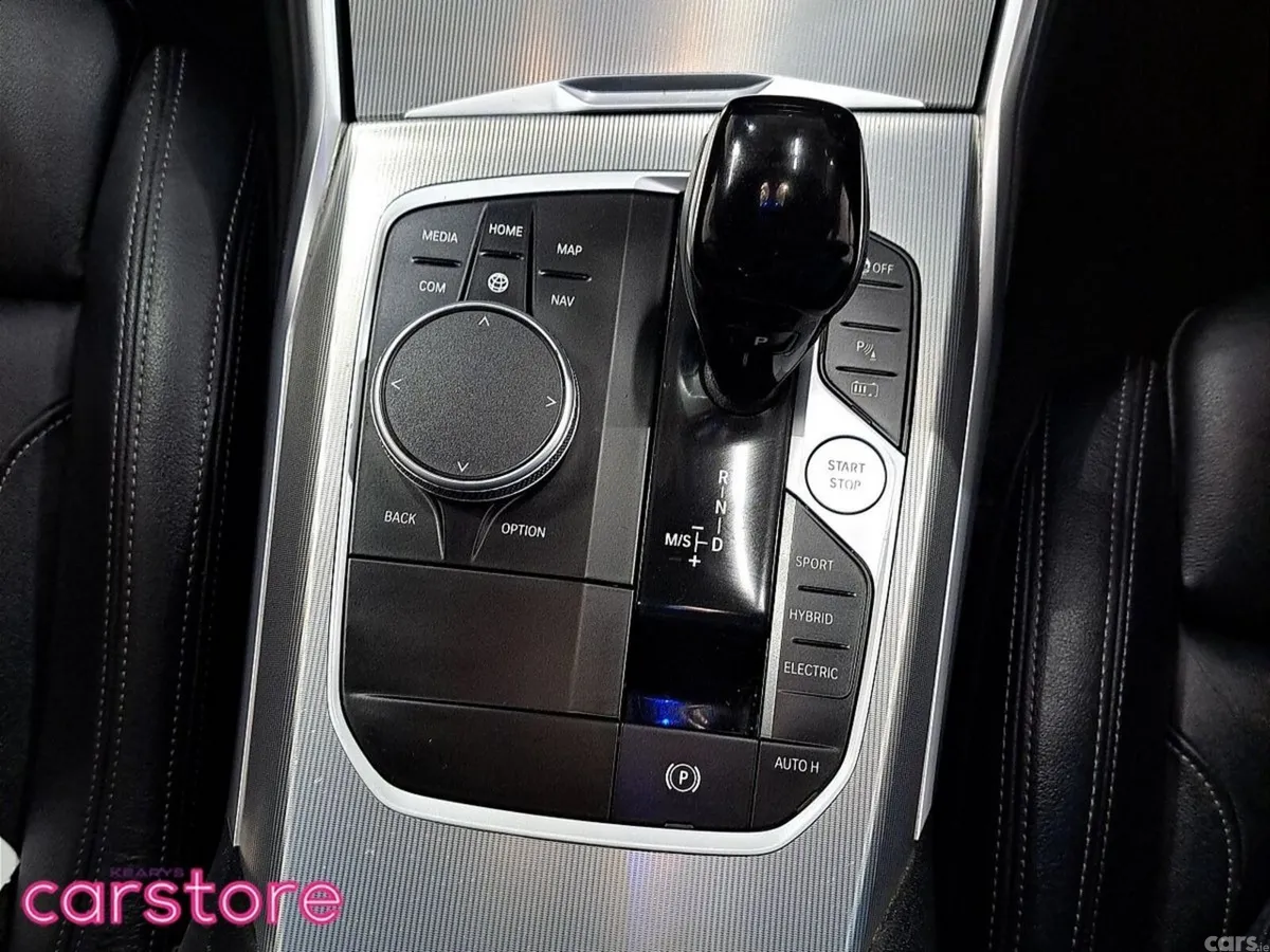 BMW 3-Series Saloon, Petrol Plug-in Hybrid, 2021, White