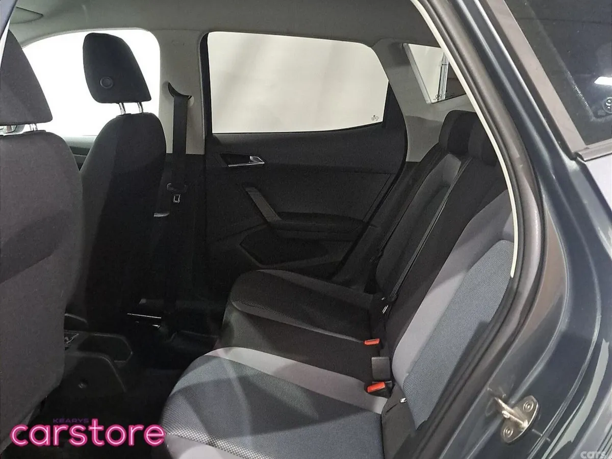 SEAT Arona SUV, Diesel, 2018, Grey