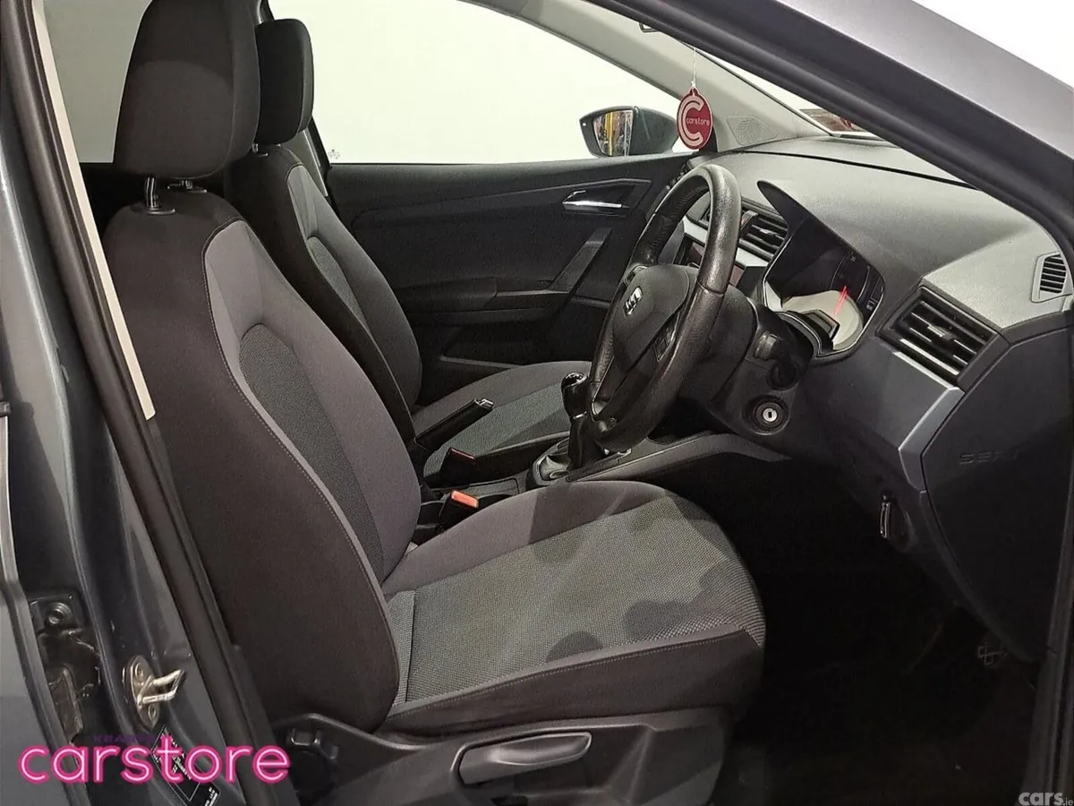 SEAT Arona SUV, Diesel, 2018, Grey