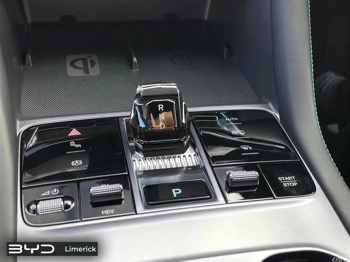 BYD SEAL U SUV, Petrol Plug-in Hybrid, 2026, Blue