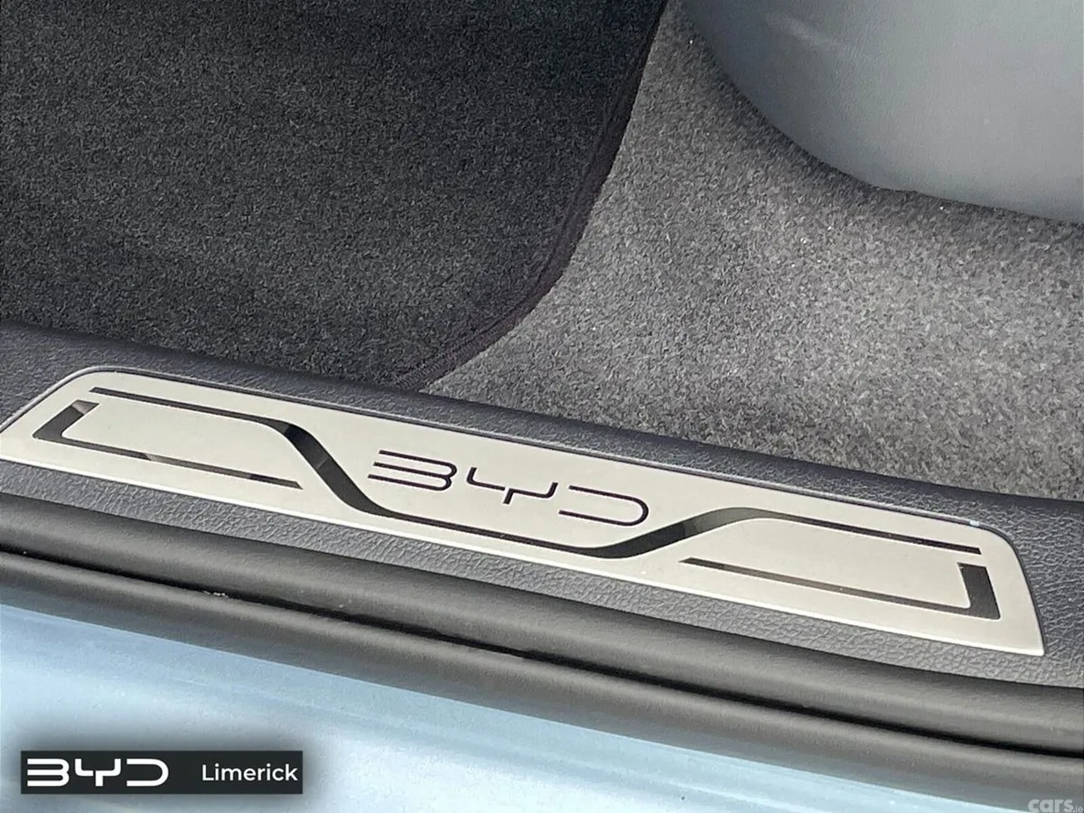 BYD SEAL U SUV, Petrol Plug-in Hybrid, 2026, Blue
