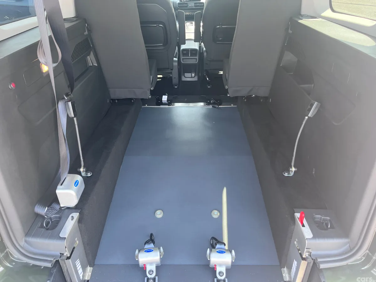 Opel Combo MPV, Diesel, 2027, Black