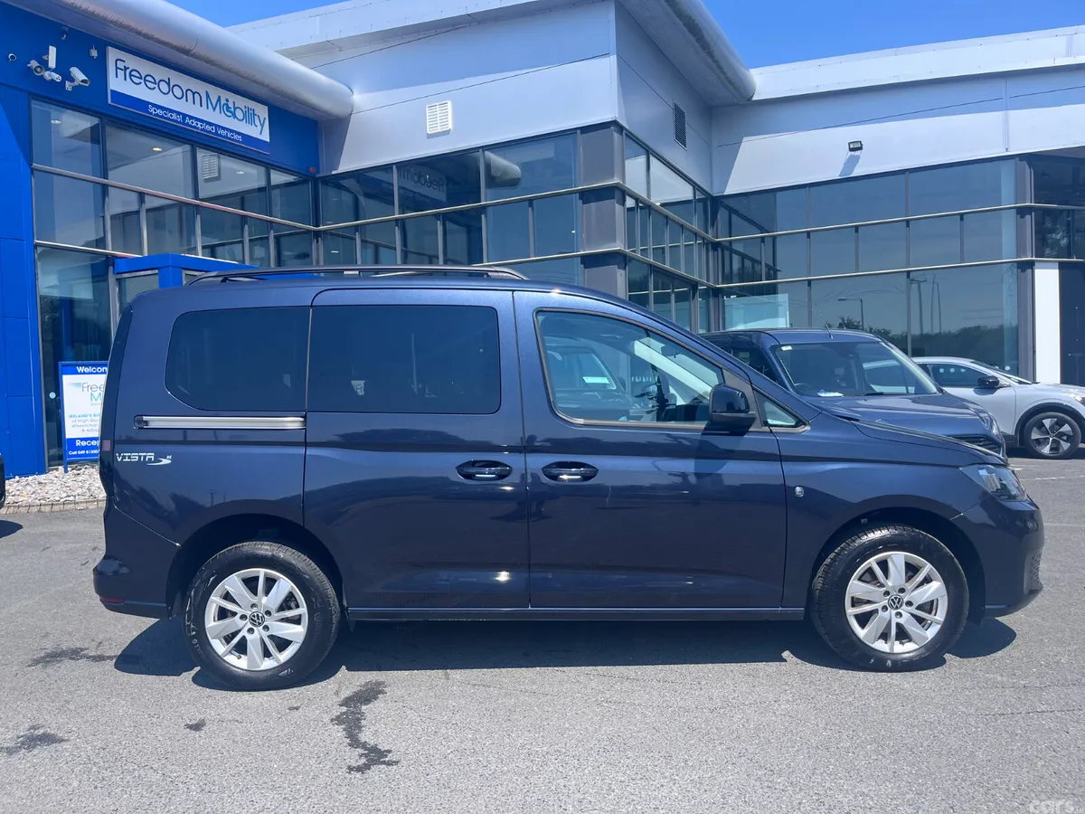 Volkswagen Caddy Maxi Life MPV, Diesel, 2024, Blue
