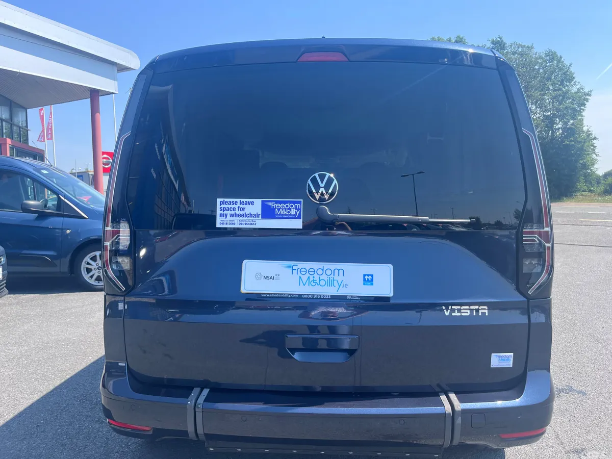 Volkswagen Caddy Maxi Life MPV, Diesel, 2024, Blue