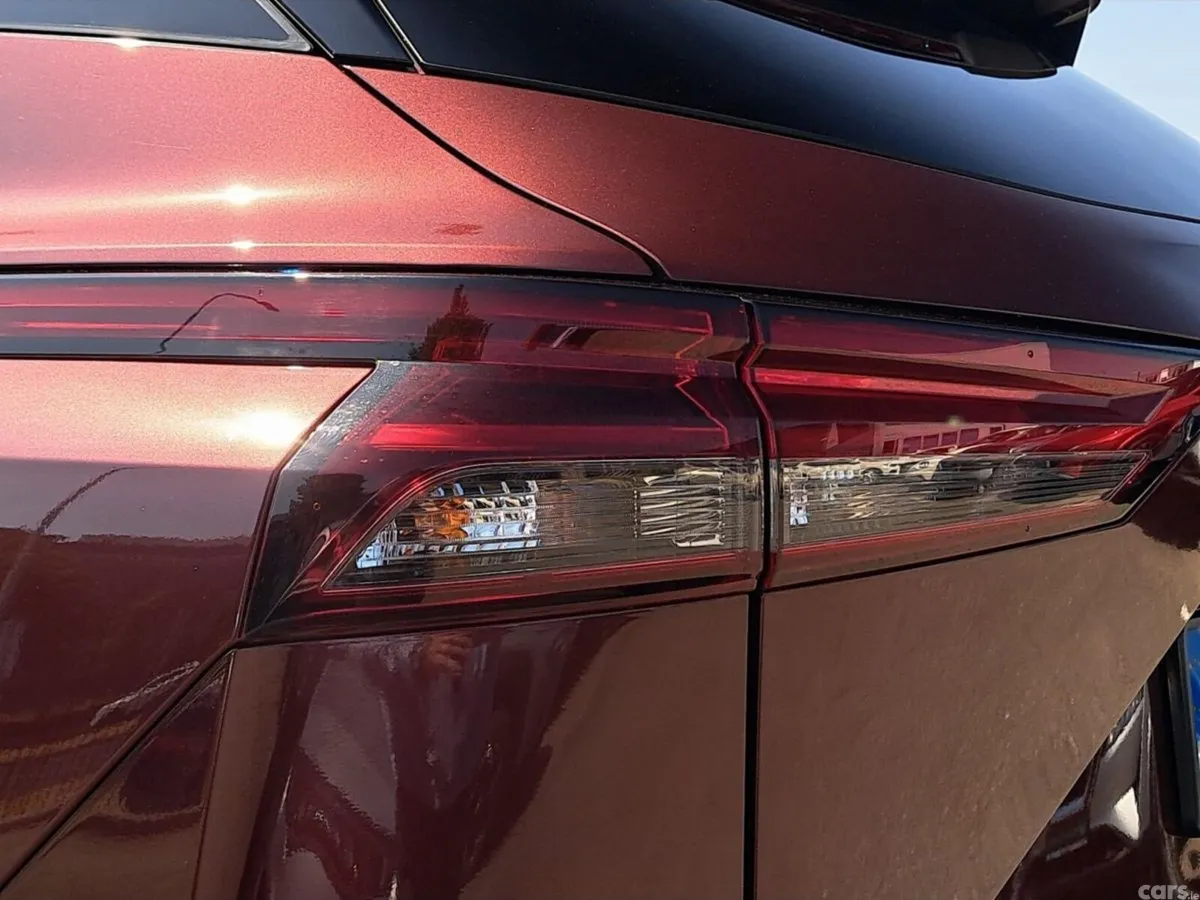 Nissan Qashqai SUV, Petrol, 2025, Red