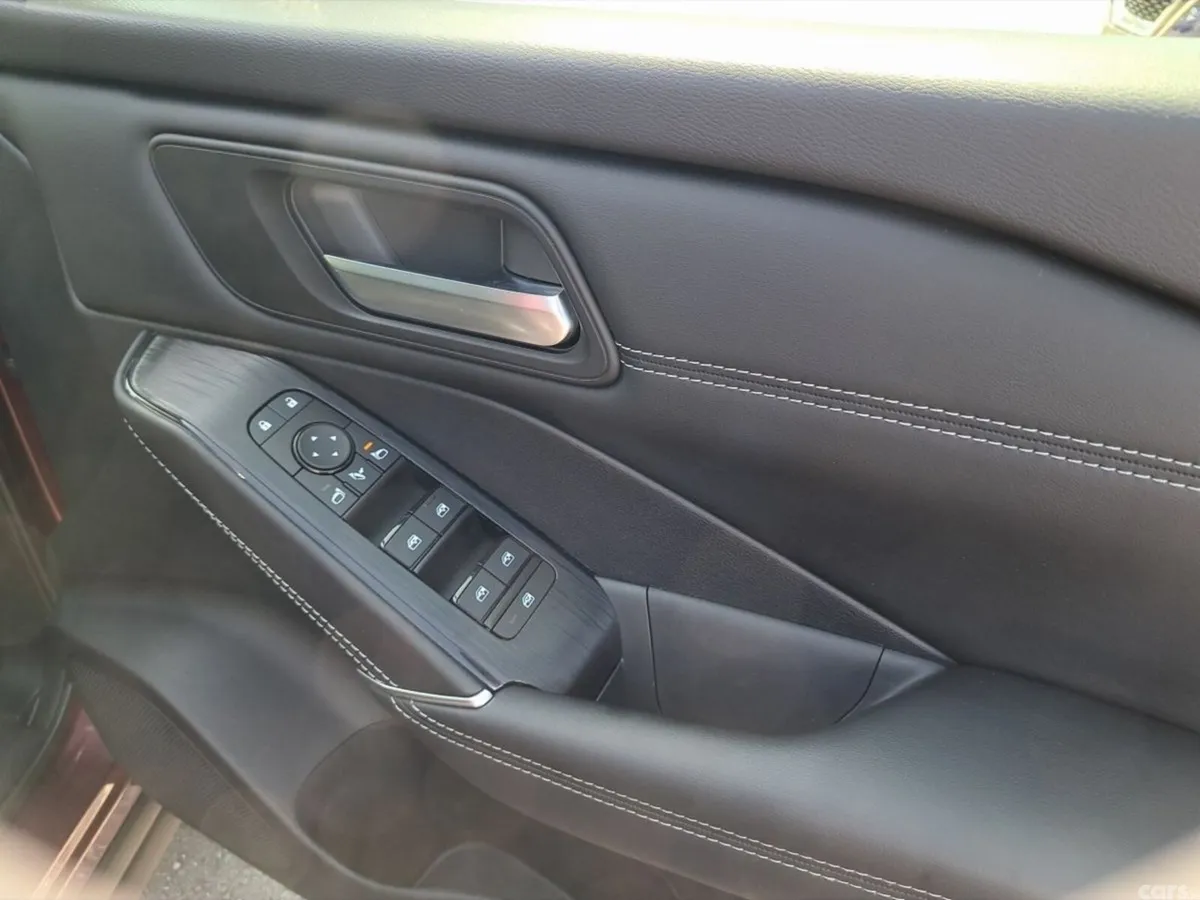 Nissan Qashqai SUV, Petrol, 2025, Red