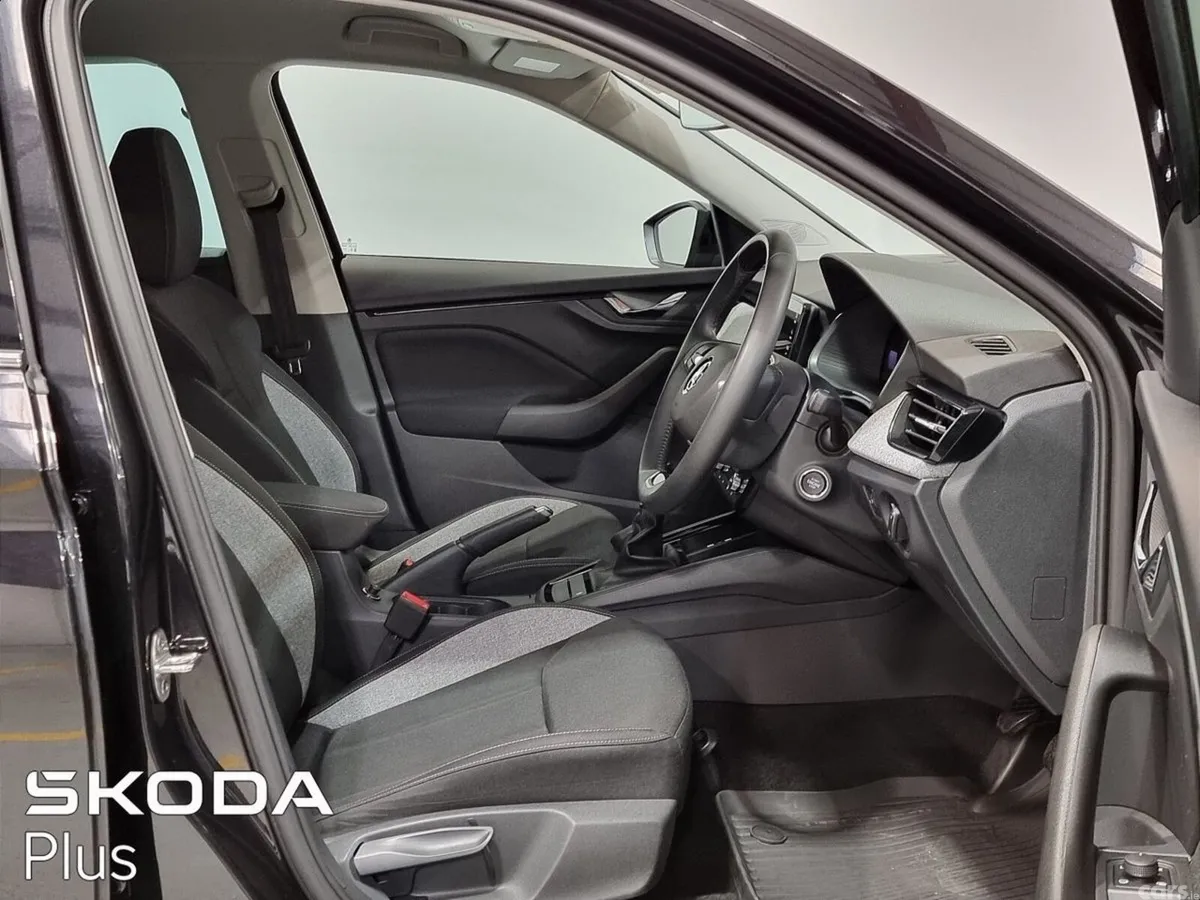 Skoda Kamiq Hatchback, Petrol, 2024, Black
