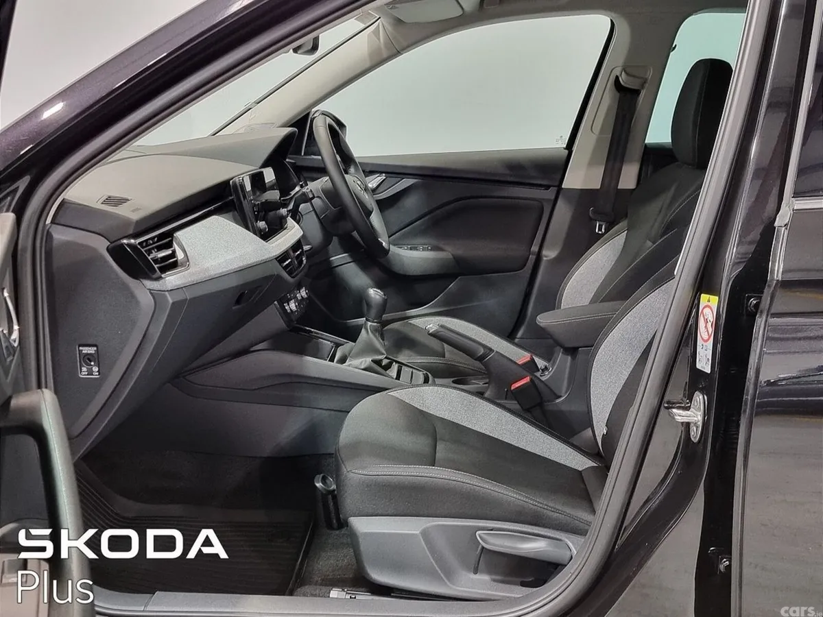 Skoda Kamiq Hatchback, Petrol, 2024, Black