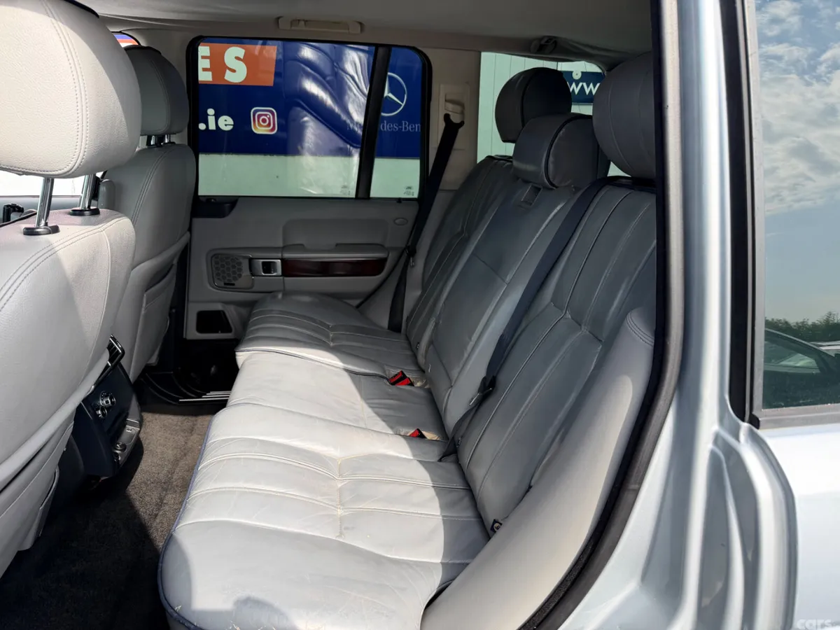 Land Rover Range Rover SUV, Diesel, 2009, Silver