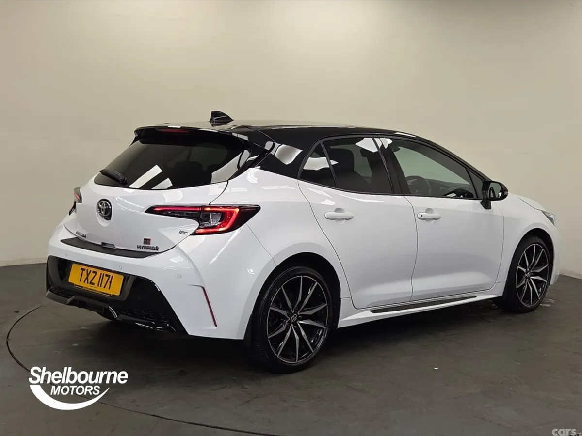Toyota Corolla Hatchback, Petrol Hybrid, 2023, White