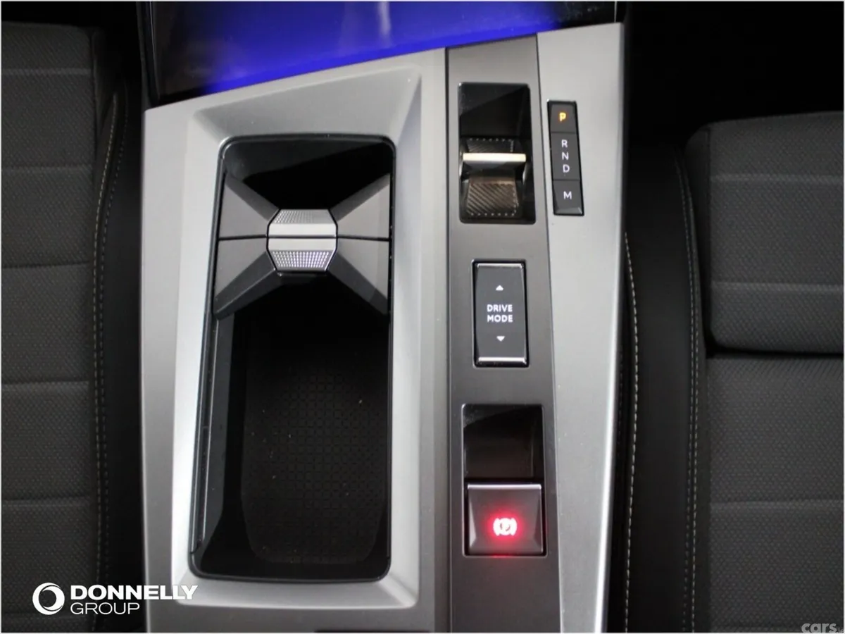 Vauxhall Grandland Hatchback, Petrol, 2025, Black