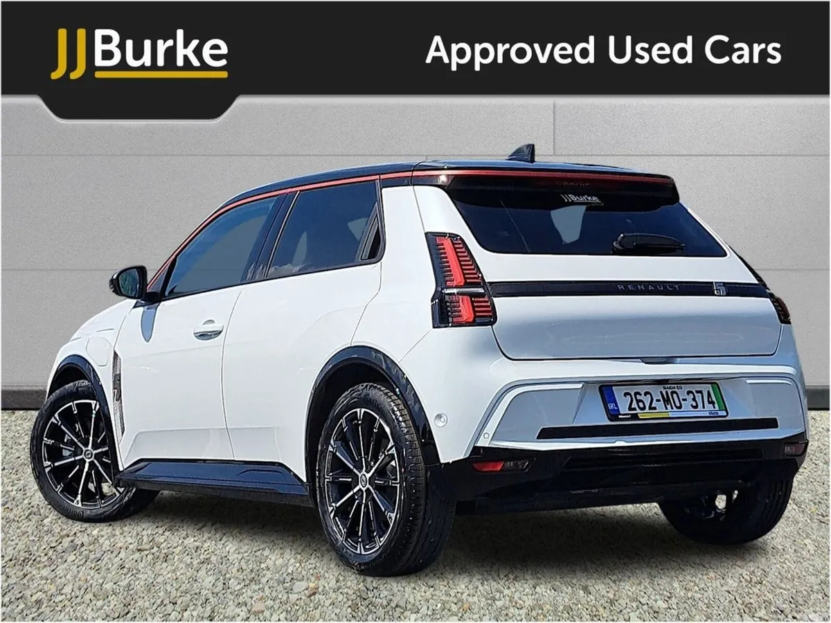 Renault 5 Hatchback, Electric, 2026, White