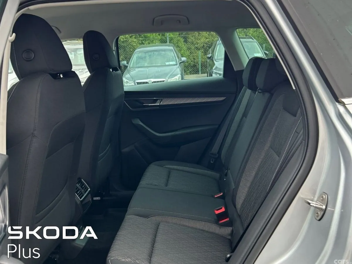 Skoda Karoq Estate, Petrol, 2024, Grey