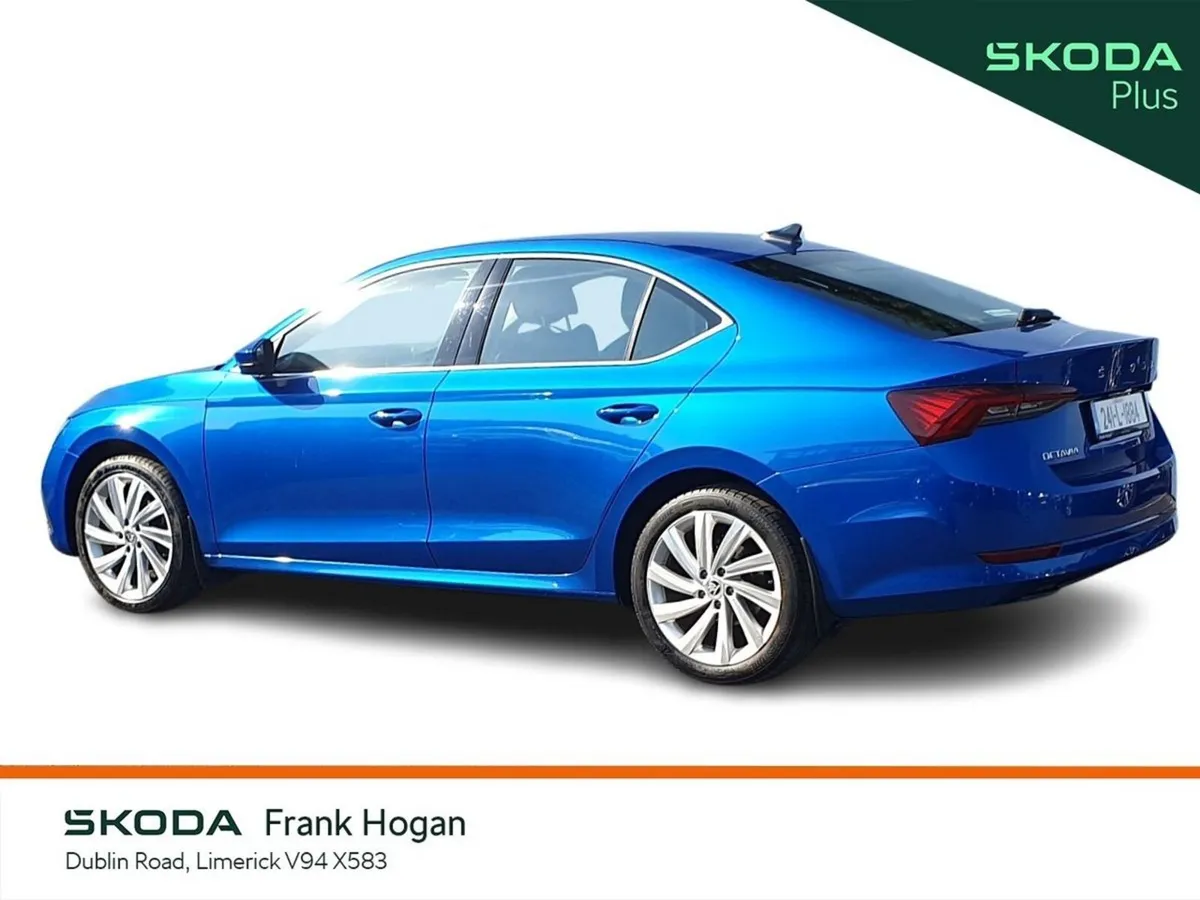Skoda Octavia Saloon, Diesel, 2024, Blue