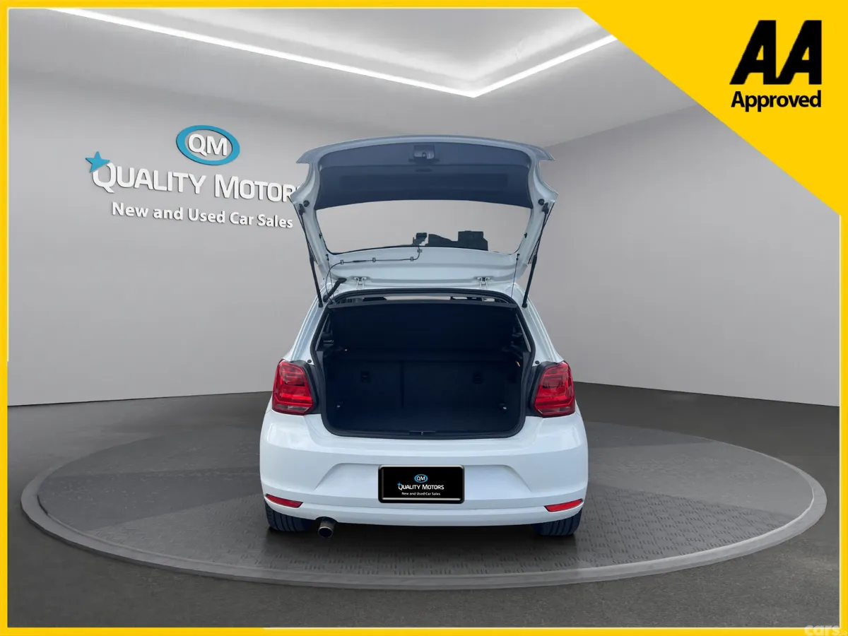 Volkswagen Polo Hatchback, Petrol, 2017, White