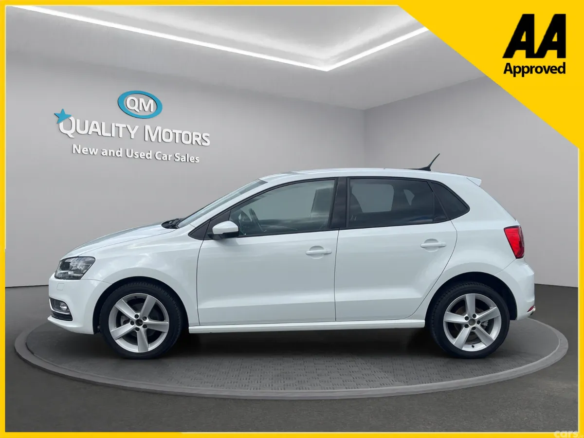 Volkswagen Polo Hatchback, Petrol, 2017, White