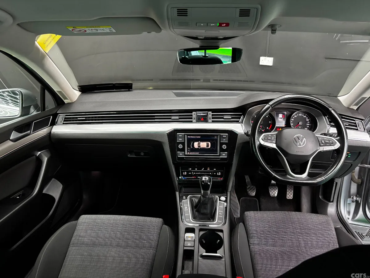 Volkswagen Passat Saloon, Diesel, 2022, Grey