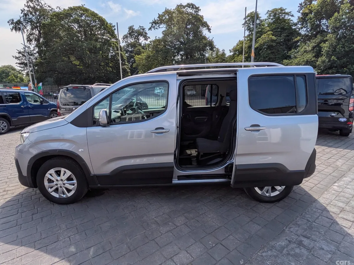 Peugeot Rifter MPV, Diesel, 2020, Grey