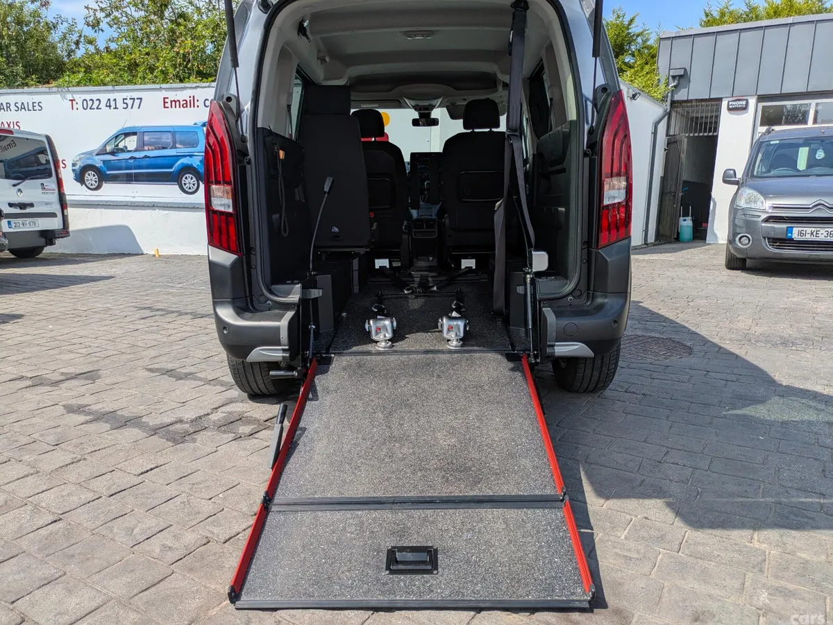 Peugeot Rifter MPV, Diesel, 2020, Grey